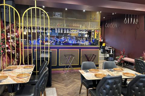 Retail property (high street) for sale, 35 High St Wickford SS12 9AE