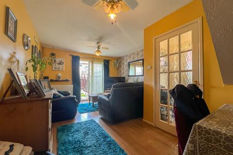 2 bedroom semi-detached house for sale, Epsom Walk, Hereford, Bobblestock, Hereford