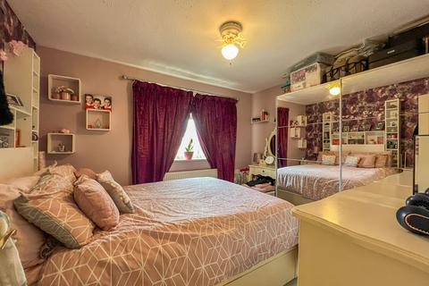 2 bedroom semi-detached house for sale, Epsom Walk, Hereford, Bobblestock, Hereford