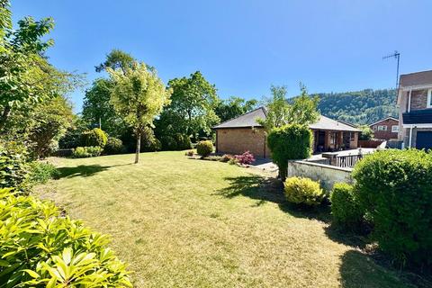 3 bedroom detached bungalow for sale, Maes Melwr, Llanrwst
