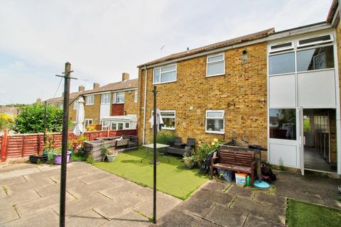 1 bedroom flat for sale, Little Pynchons, Harlow