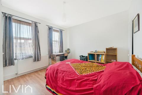 111 Sutherland Road, Croydon, CR0 3QL