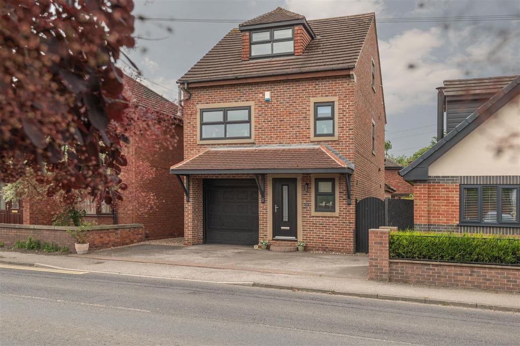 01 - 23 Barugh Lane S75 1 LH.jpg