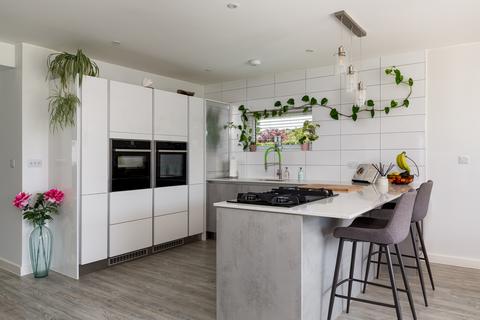 undefined, Park Road, Smallfield, Surrey, RH6