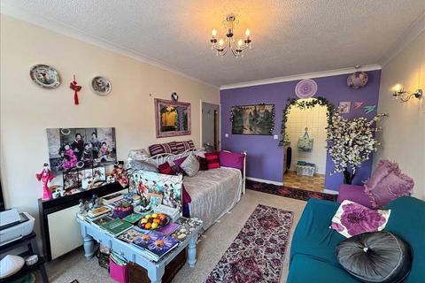1 bedroom apartment for sale, Homecrest House, Grosvenor Cresent, Scarborough