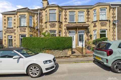 3 bedroom terraced house for sale, Penllyn Avenue, Pontnewydd, Cwmbran