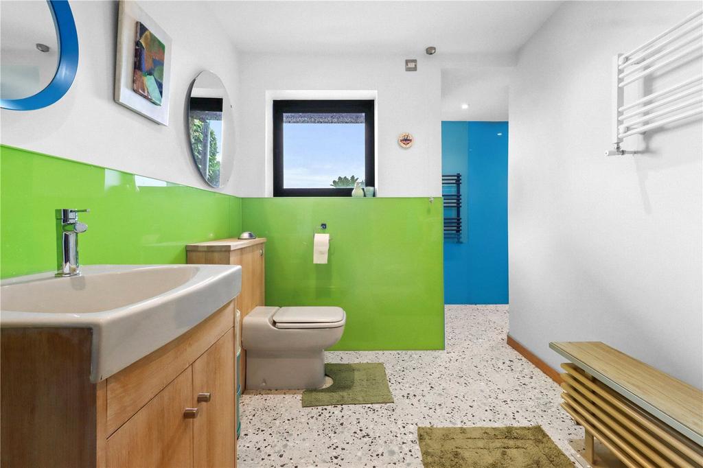 En Suite Shower Room