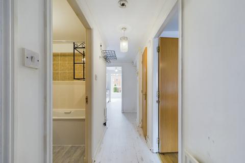 2 bedroom flat to rent, Benalder Street, Partick