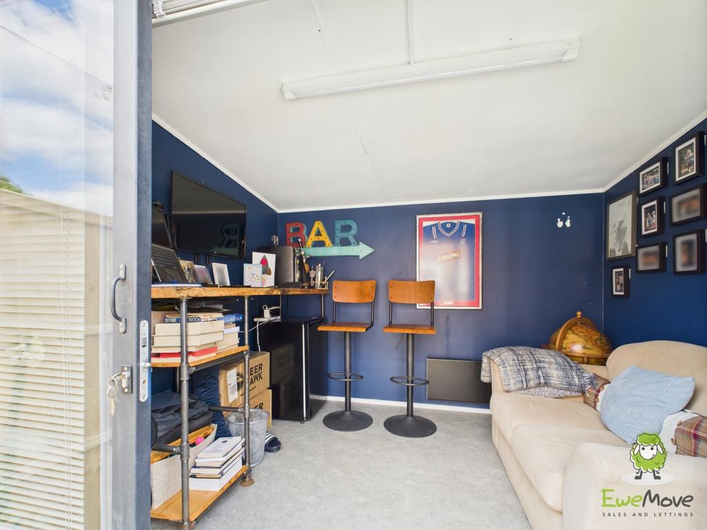 Ewe Move Estate Agents Basingstoke