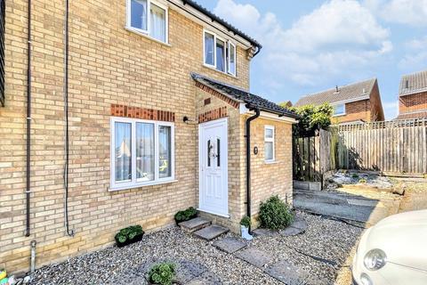 Flatford Close, Stowmarket, IP14