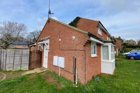 2 bedroom semi-detached bungalow for sale, Faringdon Court, Northampton NN3