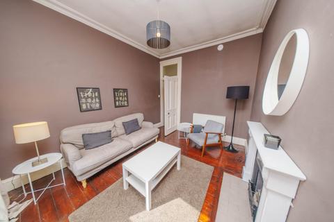 2 bedroom flat for sale, 48 (3F2) Rodney Street, Canonmills, Edinburgh, EH7