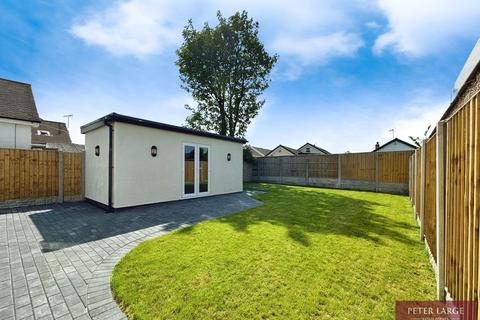 39 Dyserth Road, Rhyl, LL18 4DR