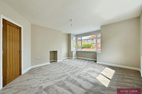 39 Dyserth Road, Rhyl, LL18 4DR