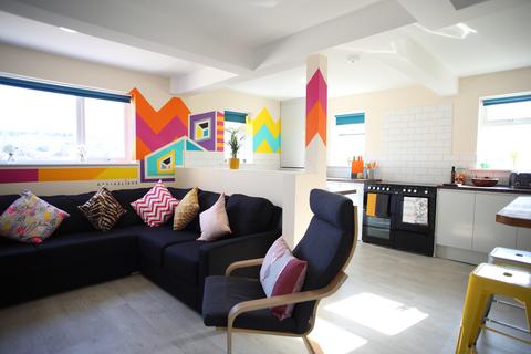 1 bedroom house of multiple occupation to rent, Walton Bank, Brighton BN1