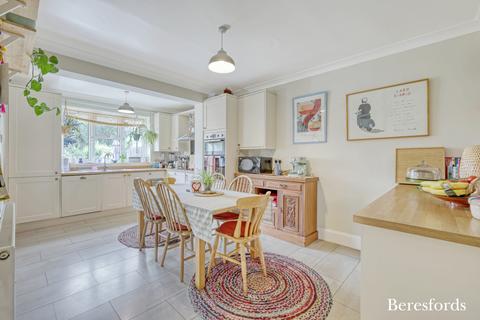 3 bedroom semi-detached house for sale, King Alfred Road, Romford, RM3