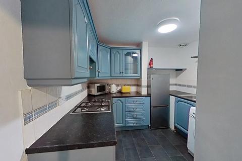 3 bedroom flat to rent, Cadzow Place, Edinburgh, Midlothian, EH7