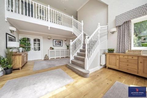 6 bedroom detached house for sale, Landsborough Gate, Willen, Milton Keynes, Buckinghamshire, MK15