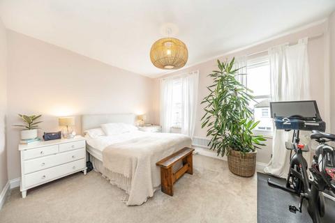 48 Loring Road, Isleworth, TW7 6QA