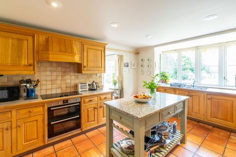 4 bedroom end of terrace house for sale, Clifford Terrace, Wootton, OX20