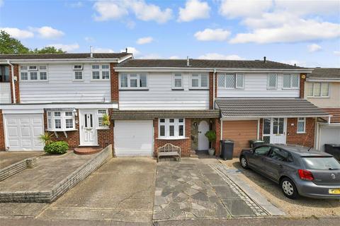 3 bedroom terraced house for sale, High Meadows, Chigwell, Essex
