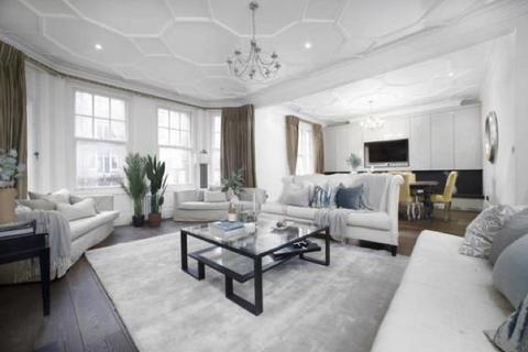 undefined, London W14
