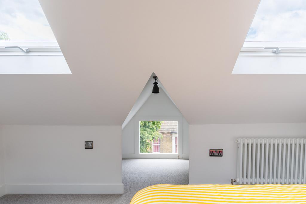 288326 - Francis Road London E10-JSouteyrat-0980.jpg
