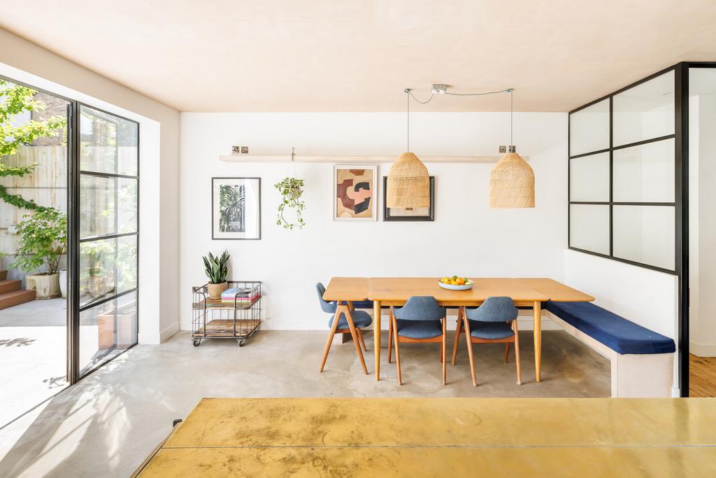 288300 - Francis Road London E10-JSouteyrat-0799.jpg