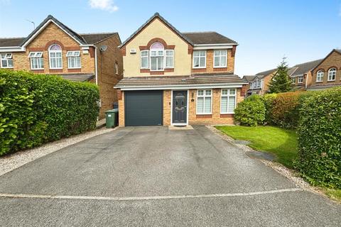 4 bedroom detached house for sale, Javelin Close, Bradford BD10