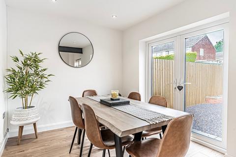 22 Oakfield Crescent, Tonteg, Pontypridd, CF38 1NG