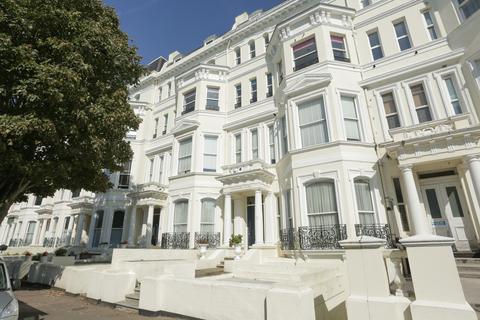2 bedroom flat for sale, Clifton Gardens, Folkestone, Kent, CT20