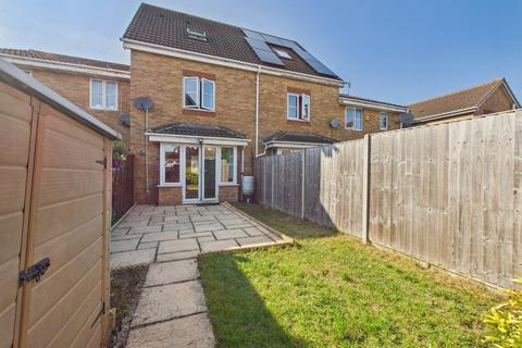 6 Bishops Castle Way, Gloucester, GL1 4DP