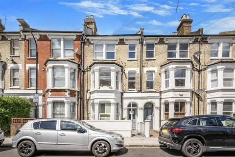 1 bedroom flat for sale, Davisville Road, London W12