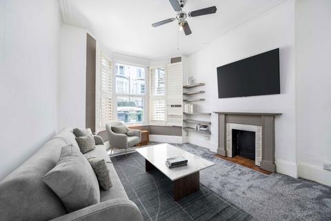 1 bedroom flat for sale, Davisville Road, London W12