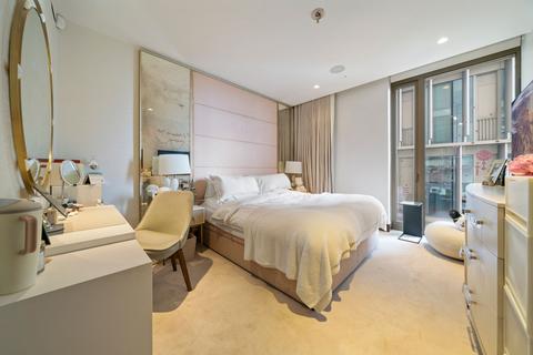 undefined, Kings Gate Walk, London, SW1E