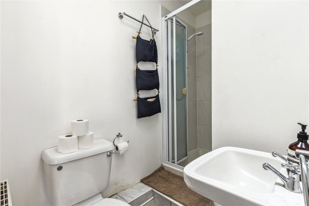 En Suite Shower Room