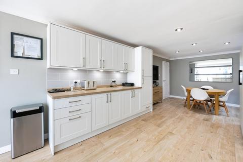 4 bedroom detached house for sale, Steeds Lane, Ashford, TN26 1