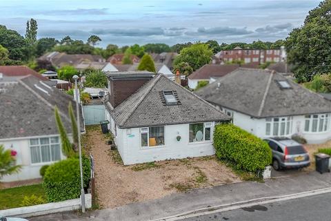 5 bedroom bungalow for sale, Southwood Avenue, Christchurch BH23