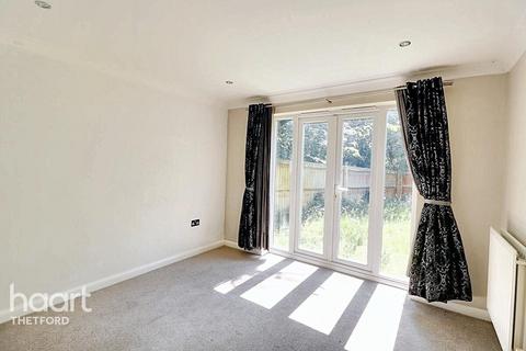 undefined, Benet Close, Thetford