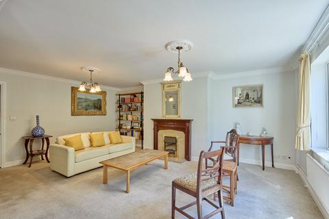 3 bedroom retirement property for sale, St. Marys Mead, Witney, OX28