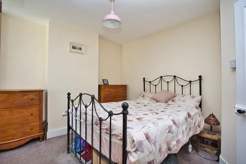 25 Church Hill, Shepherdswell, Dover, CT15 7NR