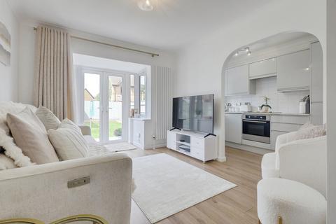 9 Caversham Avenue, Shoeburyness, Southend-on-sea, SS3 8TX