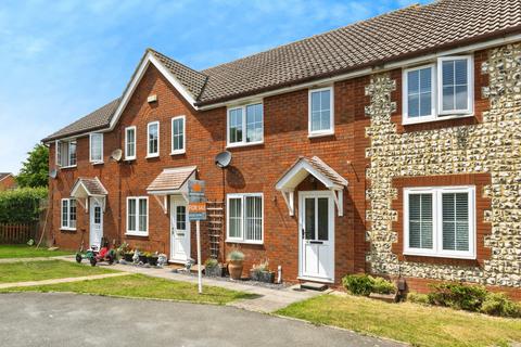 3 bedroom terraced house for sale, Smithy Drive, Ashford, TN23 3