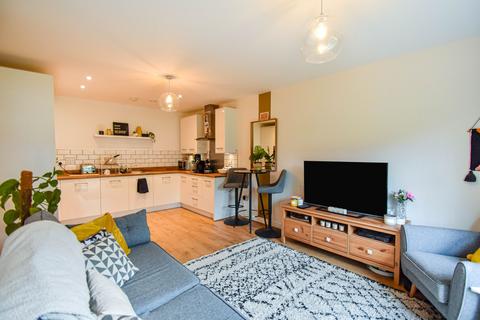 2 bedroom apartment for sale, Baytree Court, Prestwich, M25