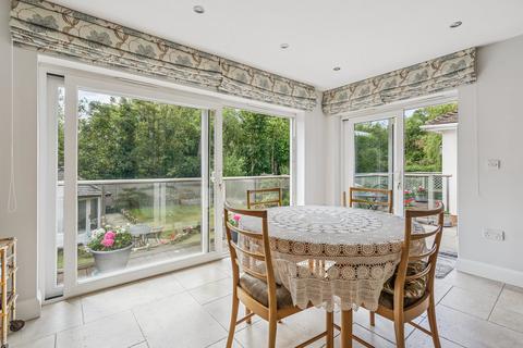 2 bedroom bungalow for sale, Hawthorn Close, Hitchin, SG5