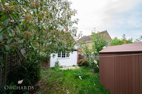 2 bedroom semi-detached house to rent, High Street, Northampton NN7