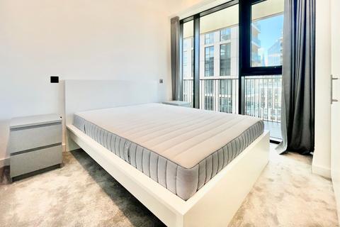 2 bedroom apartment to rent, Merino Gardens, London E1W