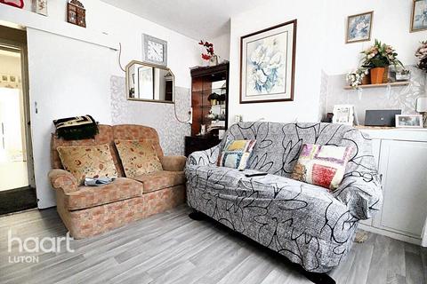 undefined, Tavistock Crescent, Luton