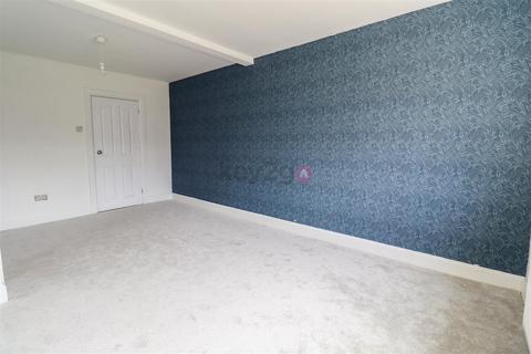 42 Beech Crescent, Eckington, Sheffield, S21 4AQ