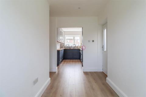 42 Beech Crescent, Eckington, Sheffield, S21 4AQ